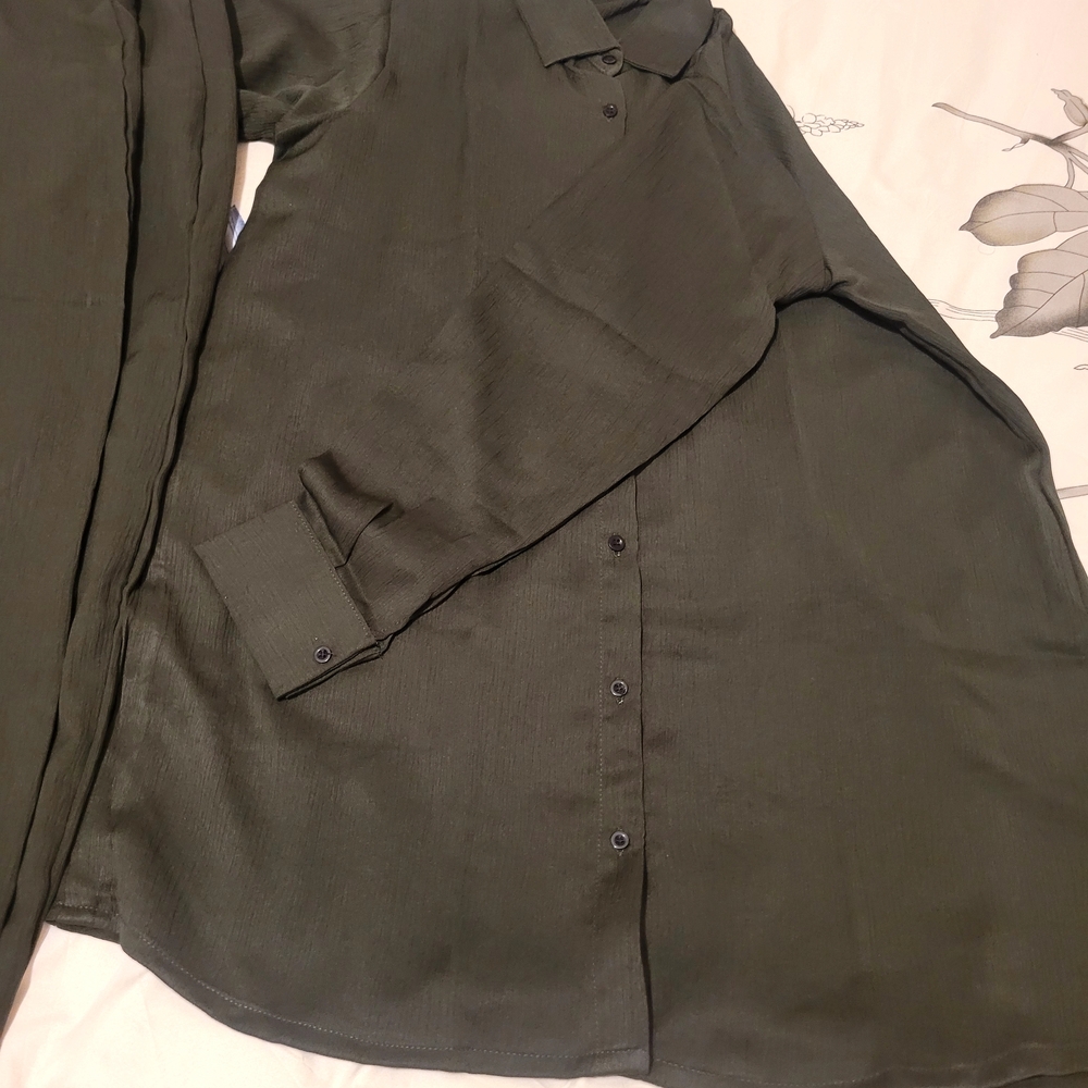 Olive Green Button-Up NWT Cordset Size Large